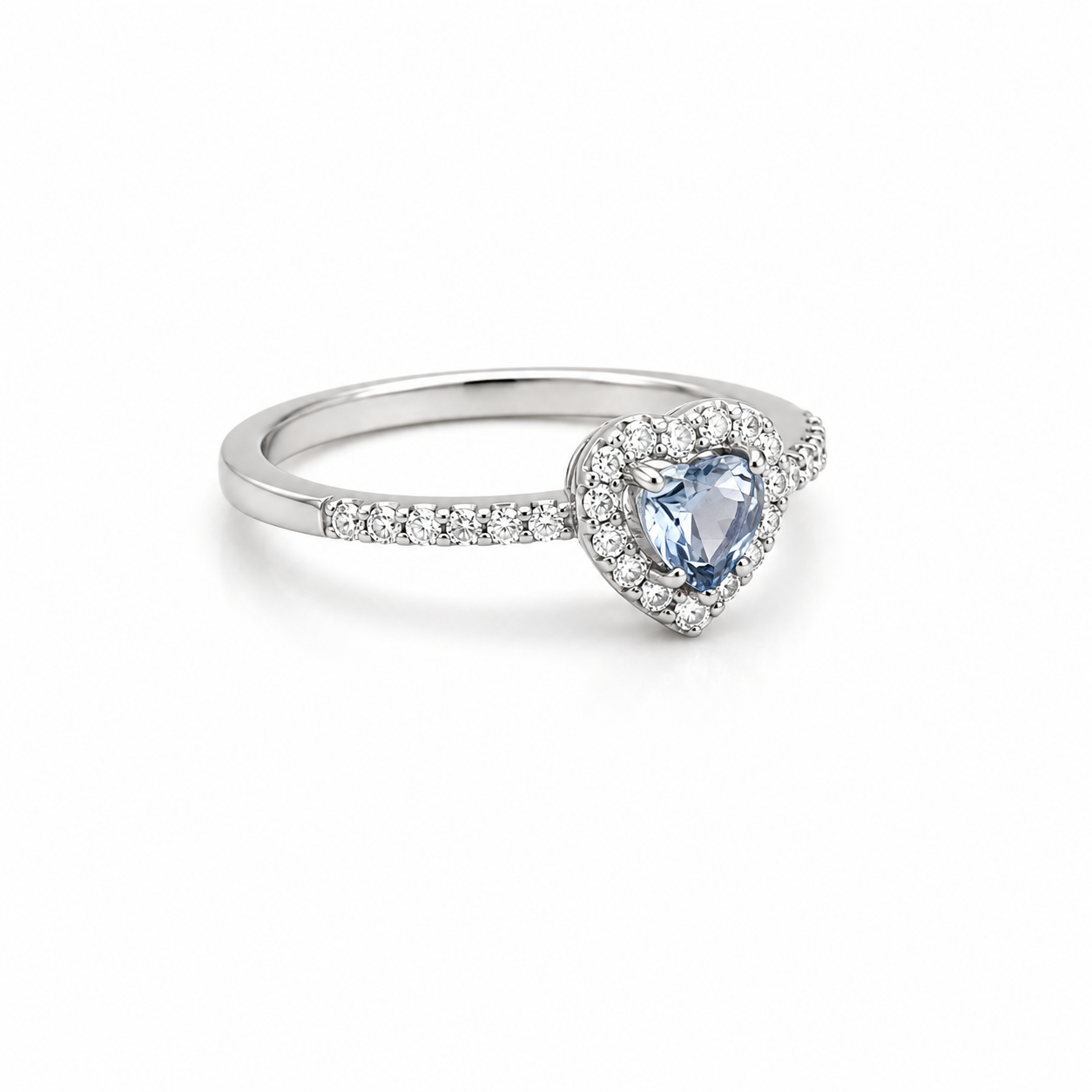 Anello Cuore in Oro Bianco 9kt con Zircone Azzurro e Zirconi Bianchi