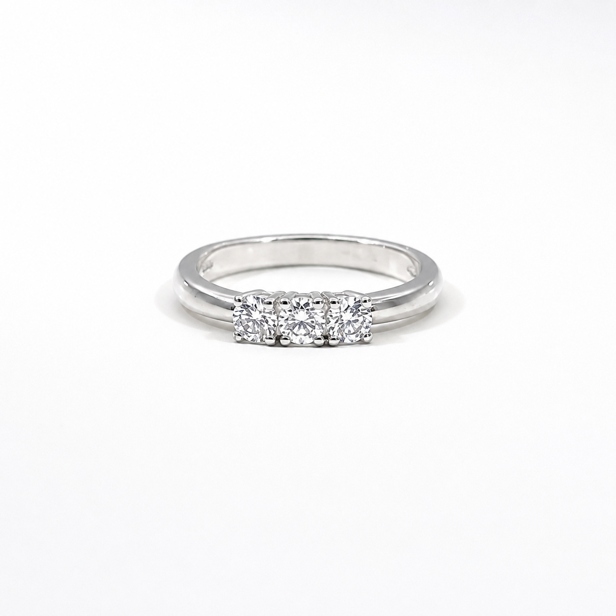 Anello Trilogy in Oro Bianco 9kt con Zirconi Bianchi