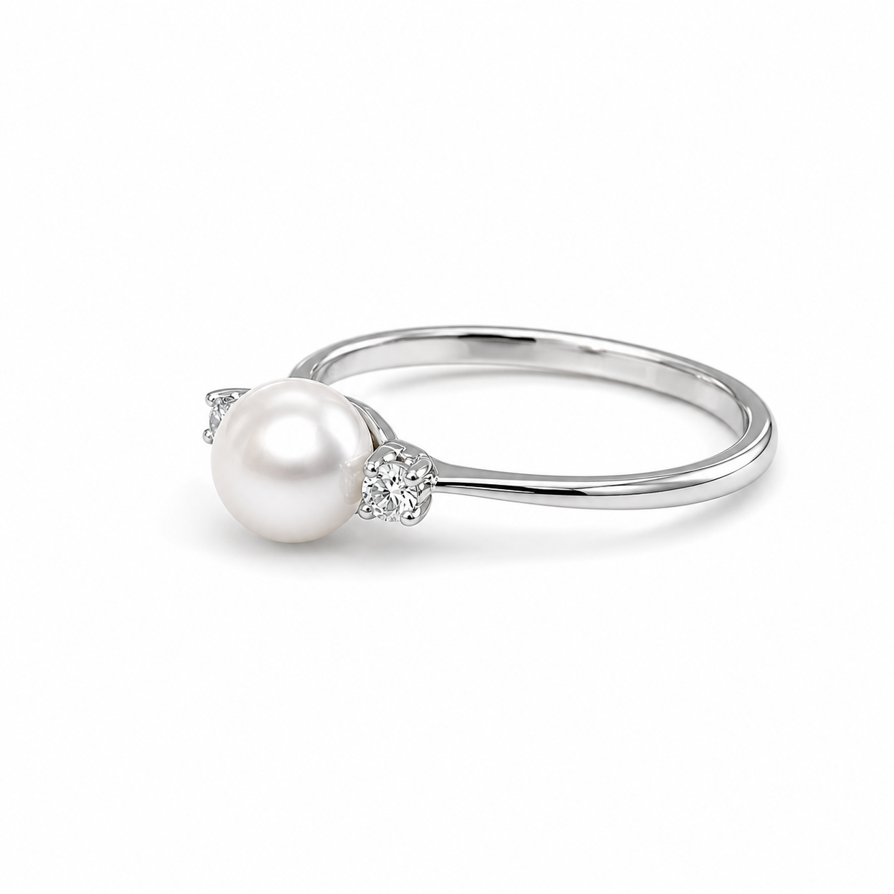 Anello in Oro Bianco 9KT con Perla e Zirconi Bianchi