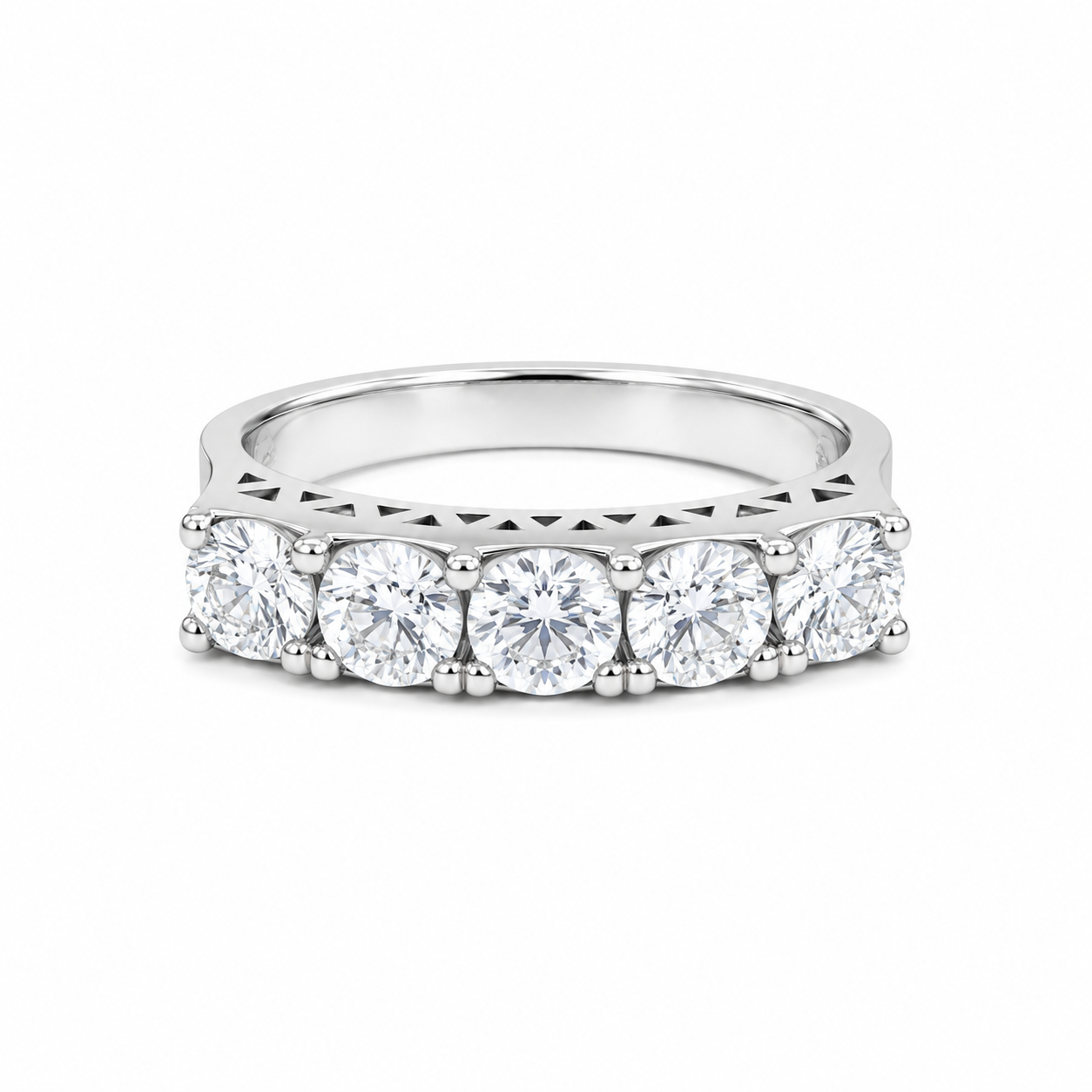 Anello Eternity con Cinque Zirconi Taglio Brillante e Finitura Argento