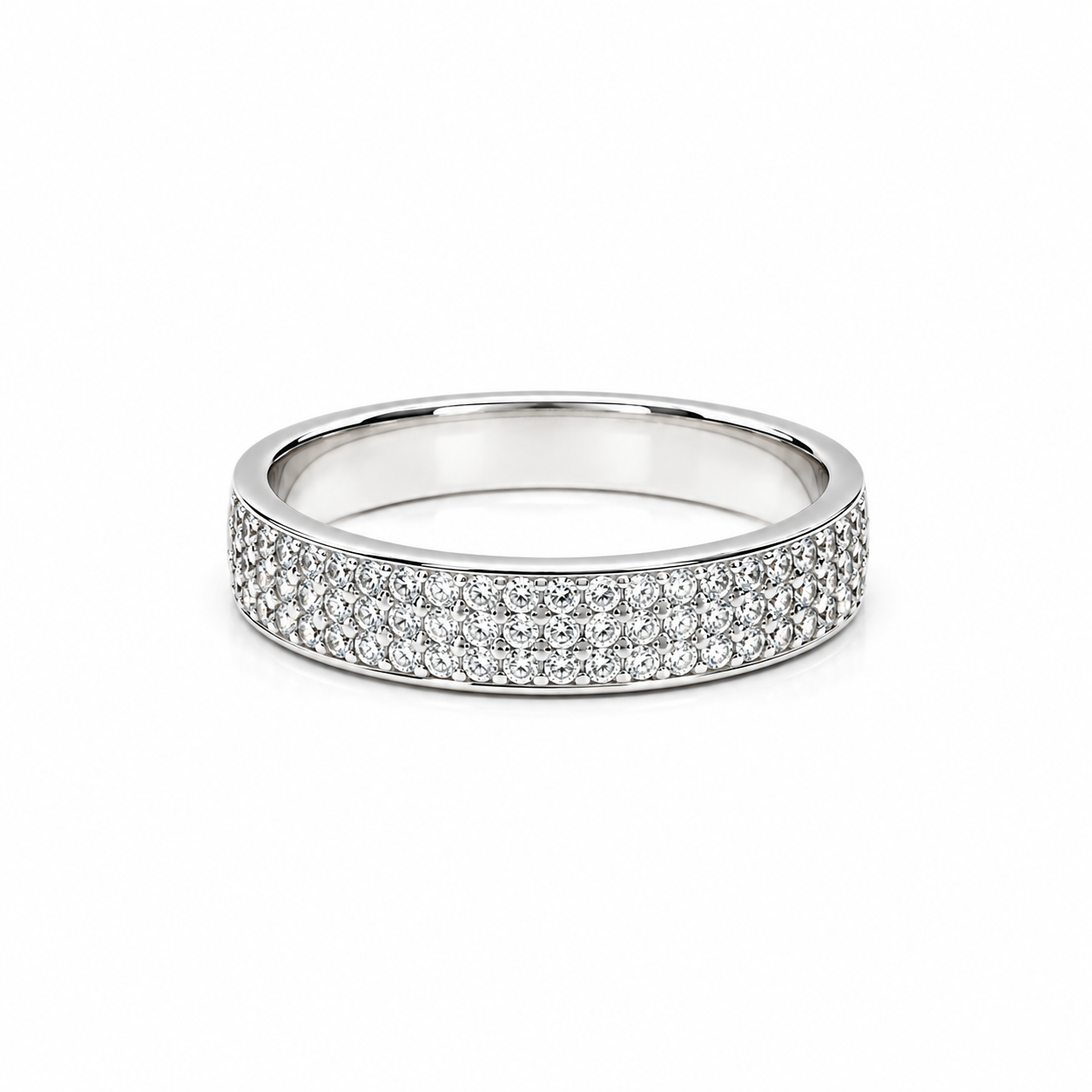 Anello Fascia Pavé di Zirconi Bianchi con Finitura Argento