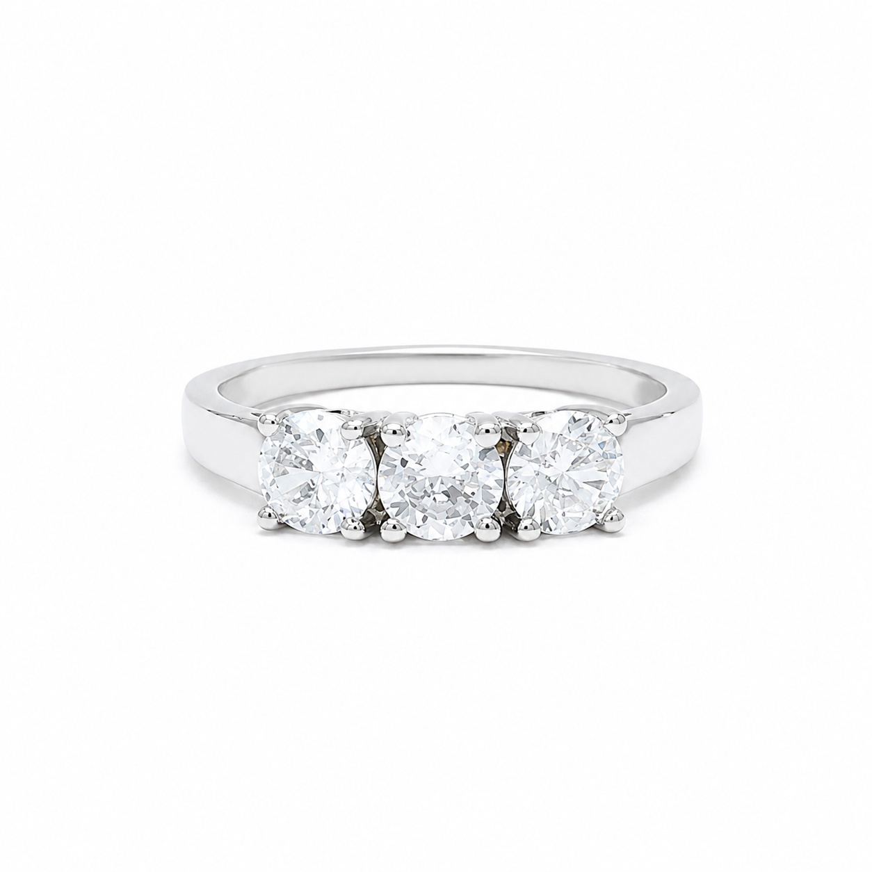 Anello Trilogy Classico con Tre Zirconi Taglio Brillante e Finitura Argento