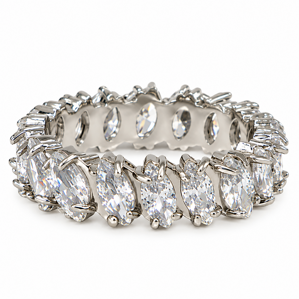 Anello Eternity Argentato in Acciaio con Zirconi Bianchi
